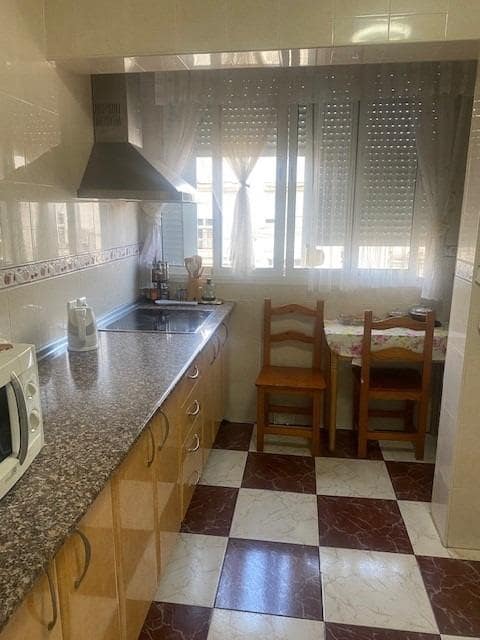 3 bedroom Flat for sale in Seville city - € 69,000 (Ref: 8862735)