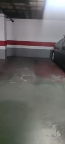 Garage for sale in Seville city - € 28,000 (Ref: 8862739)