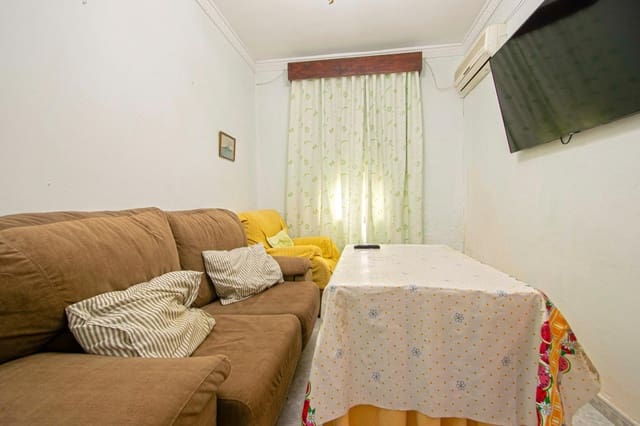 4 chambre Villa/Maison Mitoyenne à vendre à Carmona - 275 000 € (Ref: 8874520)