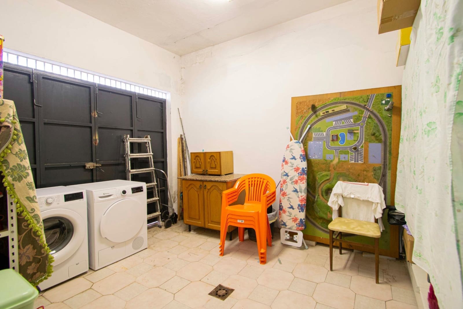 4 soveværelse Rækkehus til salg i Carmona - € 275.000 (Ref: 8874520)