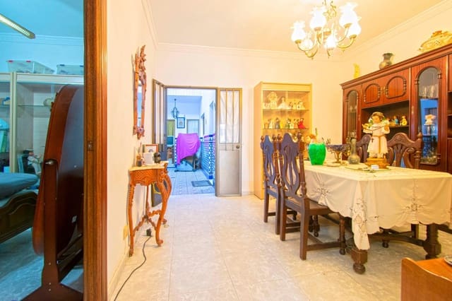 4 chambre Villa/Maison Mitoyenne à vendre à Carmona - 275 000 € (Ref: 8874520)