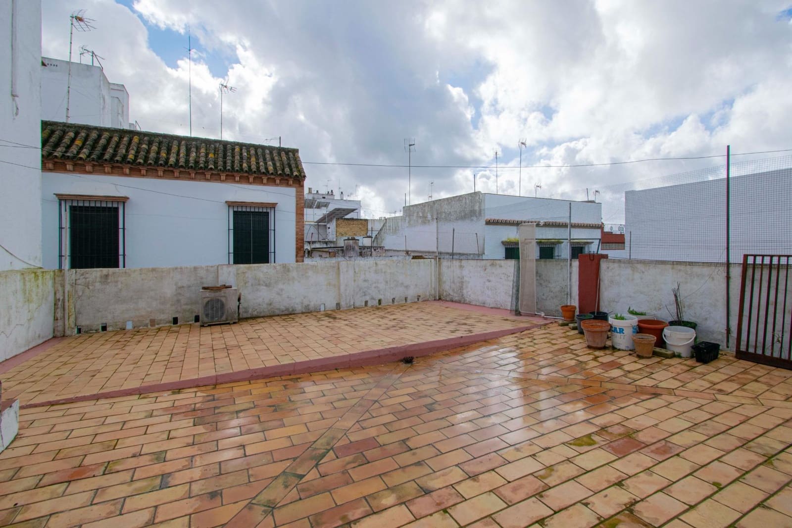 4 soveværelse Rækkehus til salg i Carmona - € 275.000 (Ref: 8874520)