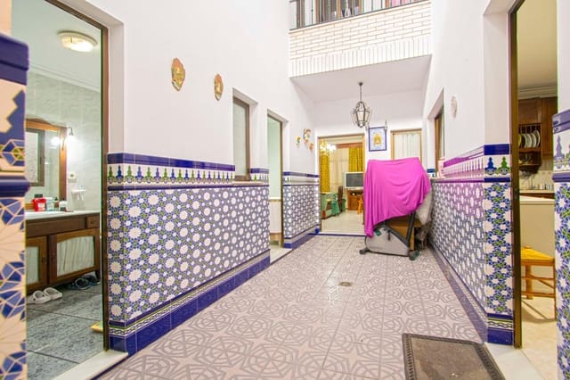 4 chambre Villa/Maison Mitoyenne à vendre à Carmona - 275 000 € (Ref: 8874520)