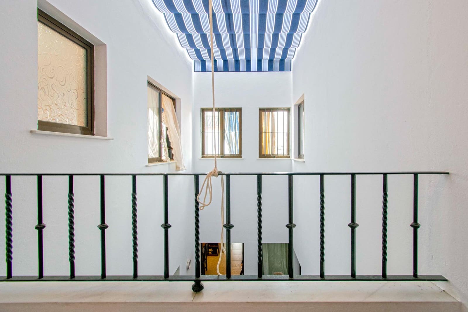 4 soveværelse Rækkehus til salg i Carmona - € 275.000 (Ref: 8874520)