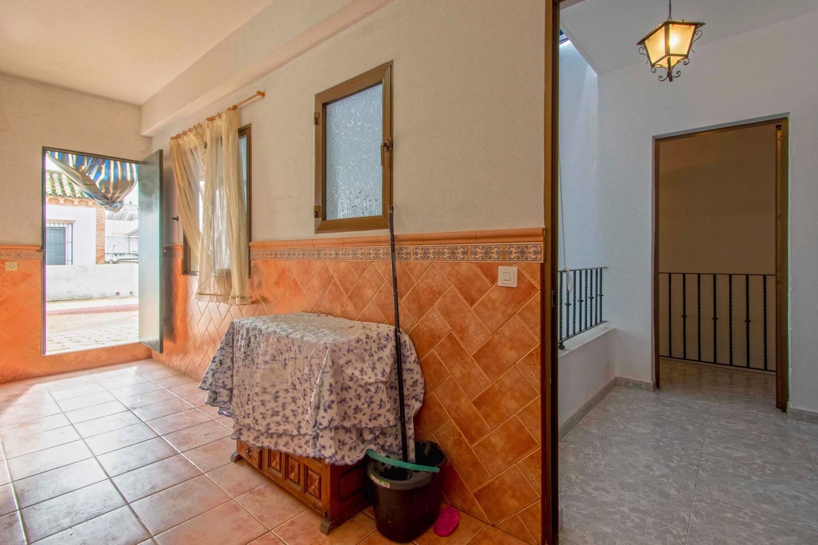 4 soveværelse Rækkehus til salg i Carmona - € 275.000 (Ref: 8874520)