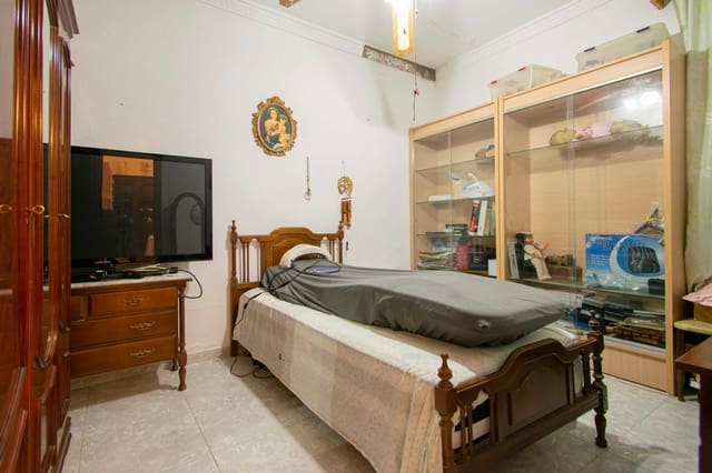 4 chambre Villa/Maison Mitoyenne à vendre à Carmona - 275 000 € (Ref: 8874520)