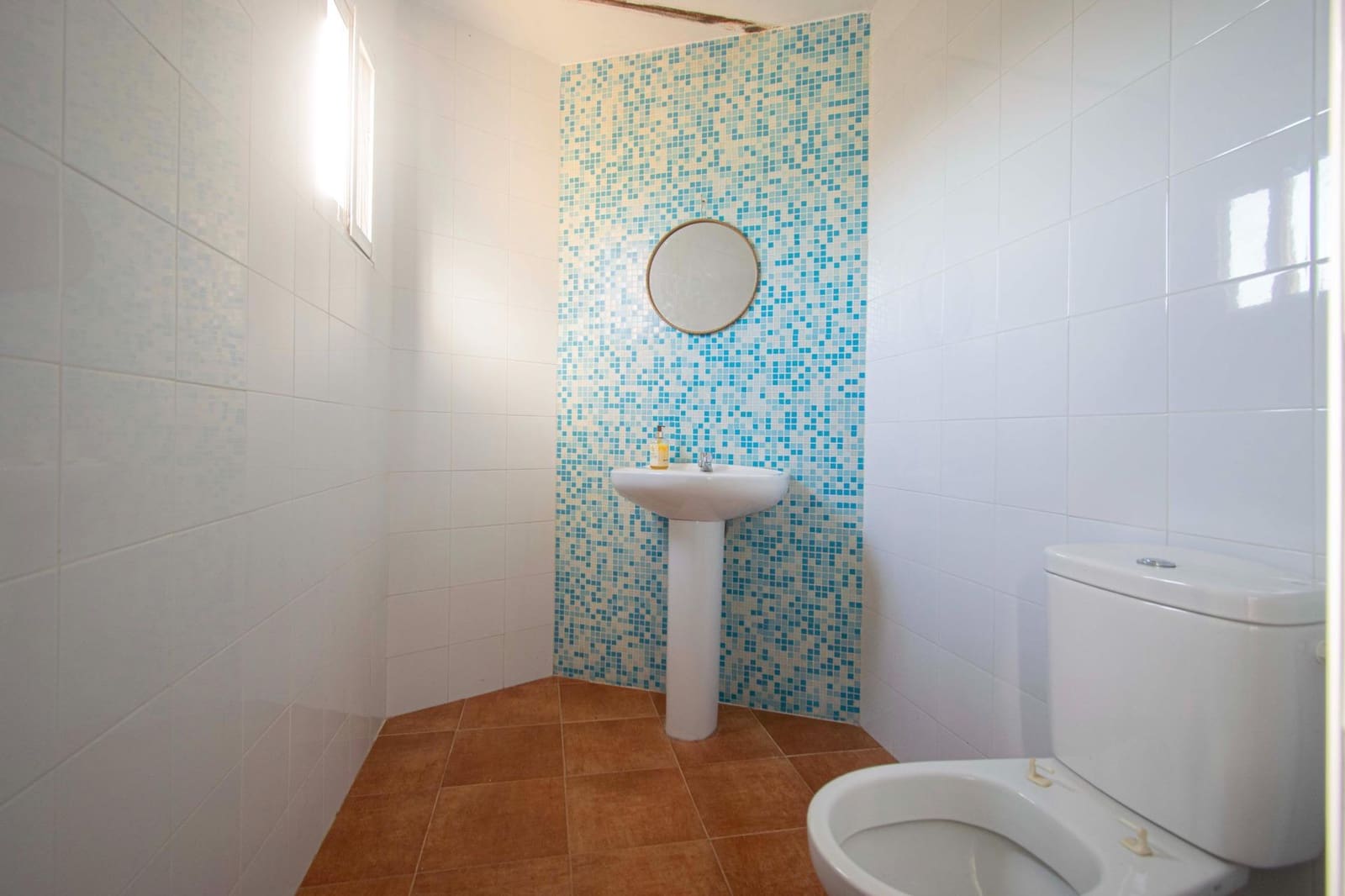 4 slaapkamer Villa te koop in Mairena del Alcor met zwembad garage - € 325.000 (Ref: 8884105)