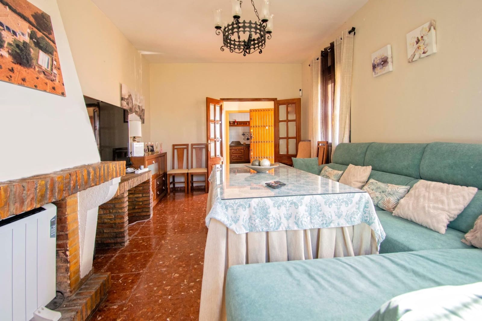 4 slaapkamer Villa te koop in Mairena del Alcor met zwembad garage - € 325.000 (Ref: 8884105)
