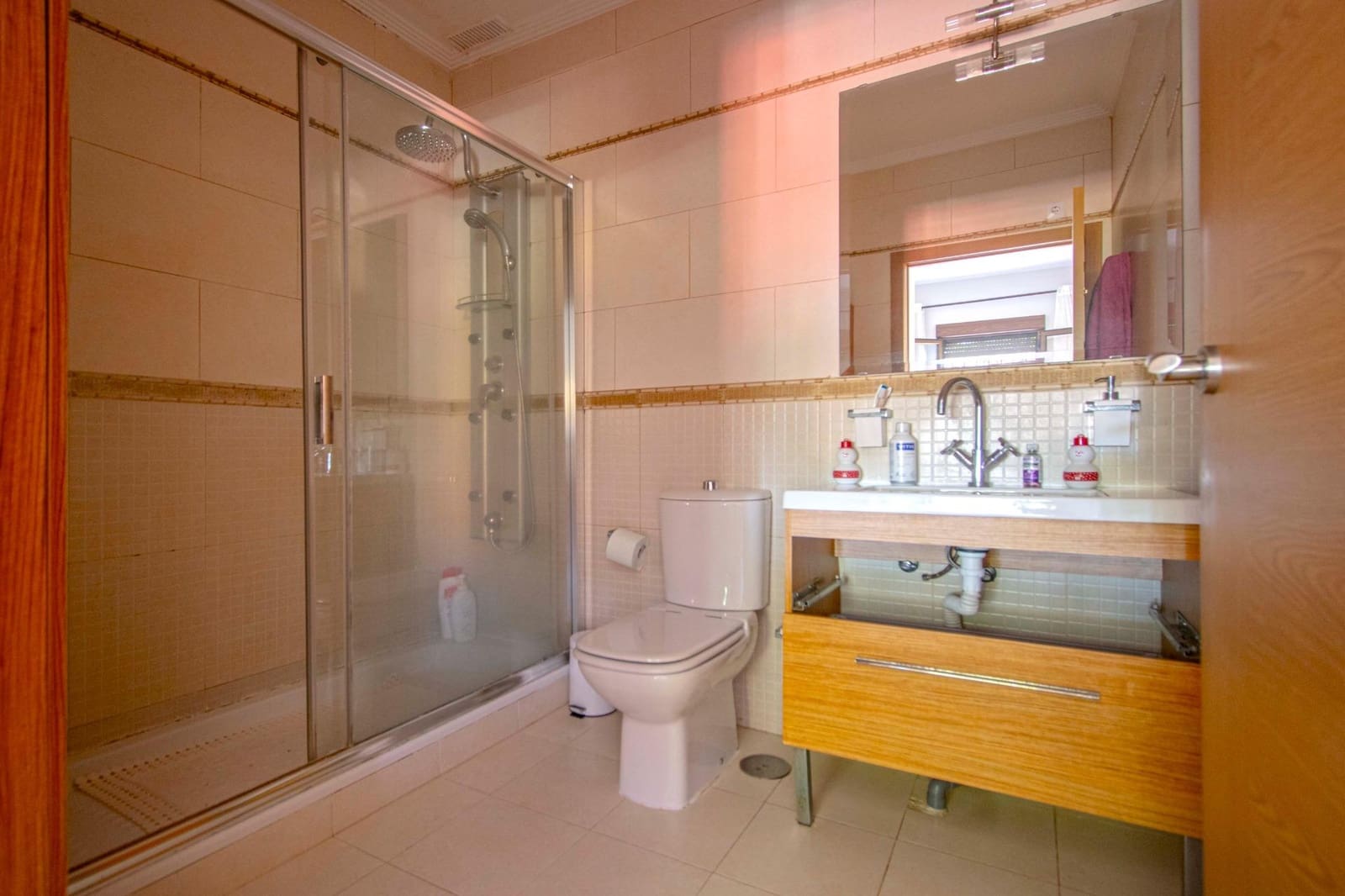 4 slaapkamer Villa te koop in Mairena del Alcor met zwembad garage - € 325.000 (Ref: 8884105)