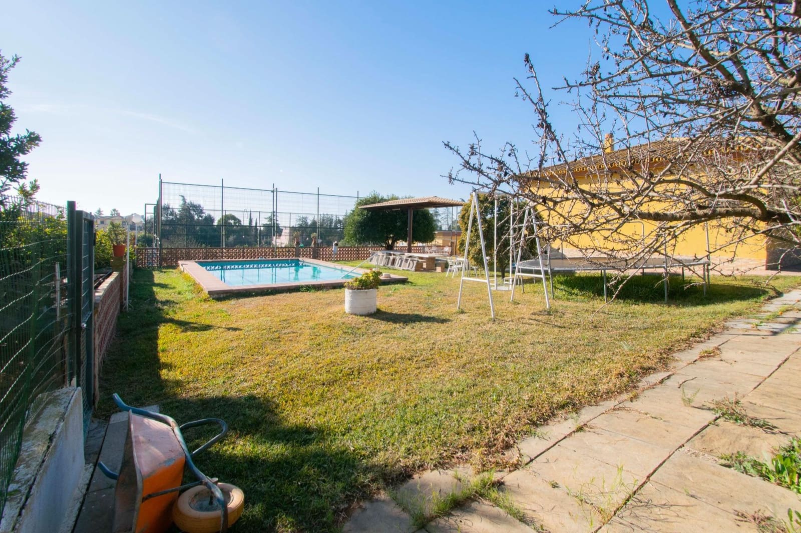 4 slaapkamer Villa te koop in Mairena del Alcor met zwembad garage - € 325.000 (Ref: 8884105)