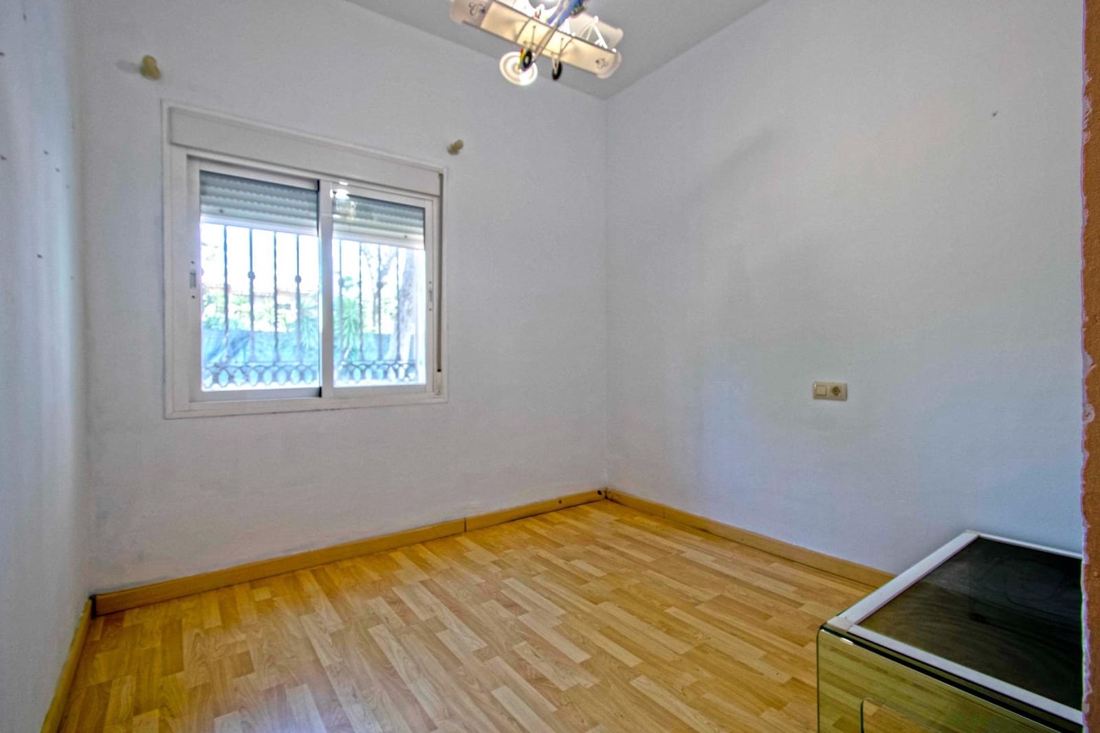 4 soverom Villa til salgs i Espartinas med svømmebasseng - € 550 000 (Ref: 8889243)