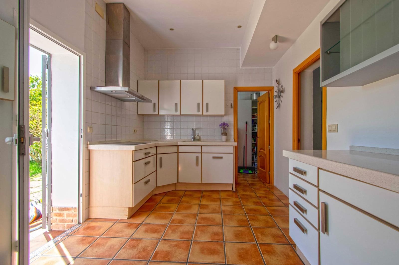 5 Zimmer Villa zu verkaufen in Espartinas mit Pool - 470.000 € (Ref: 8889243)