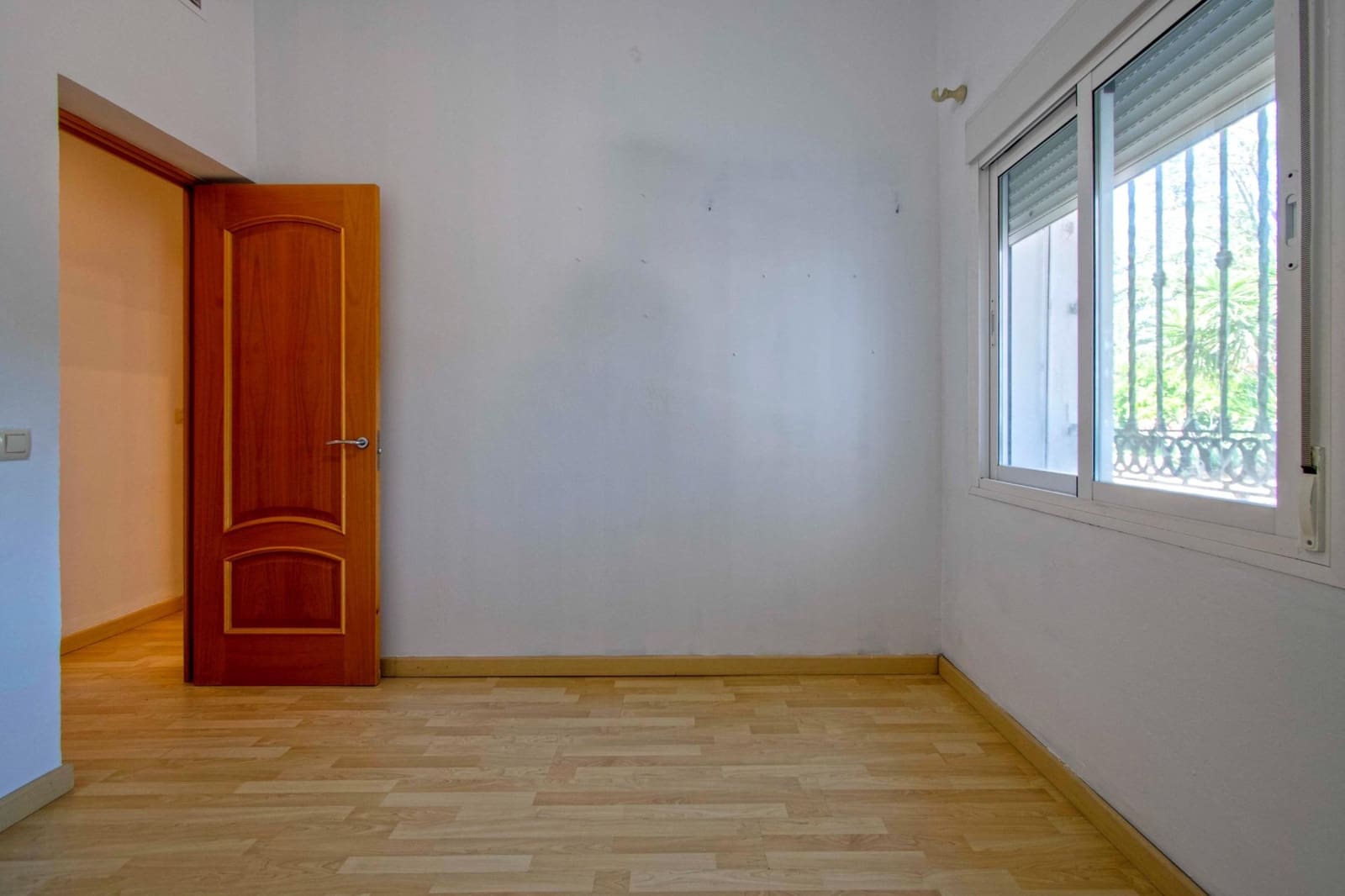 5 Zimmer Villa zu verkaufen in Espartinas mit Pool - 470.000 € (Ref: 8889243)