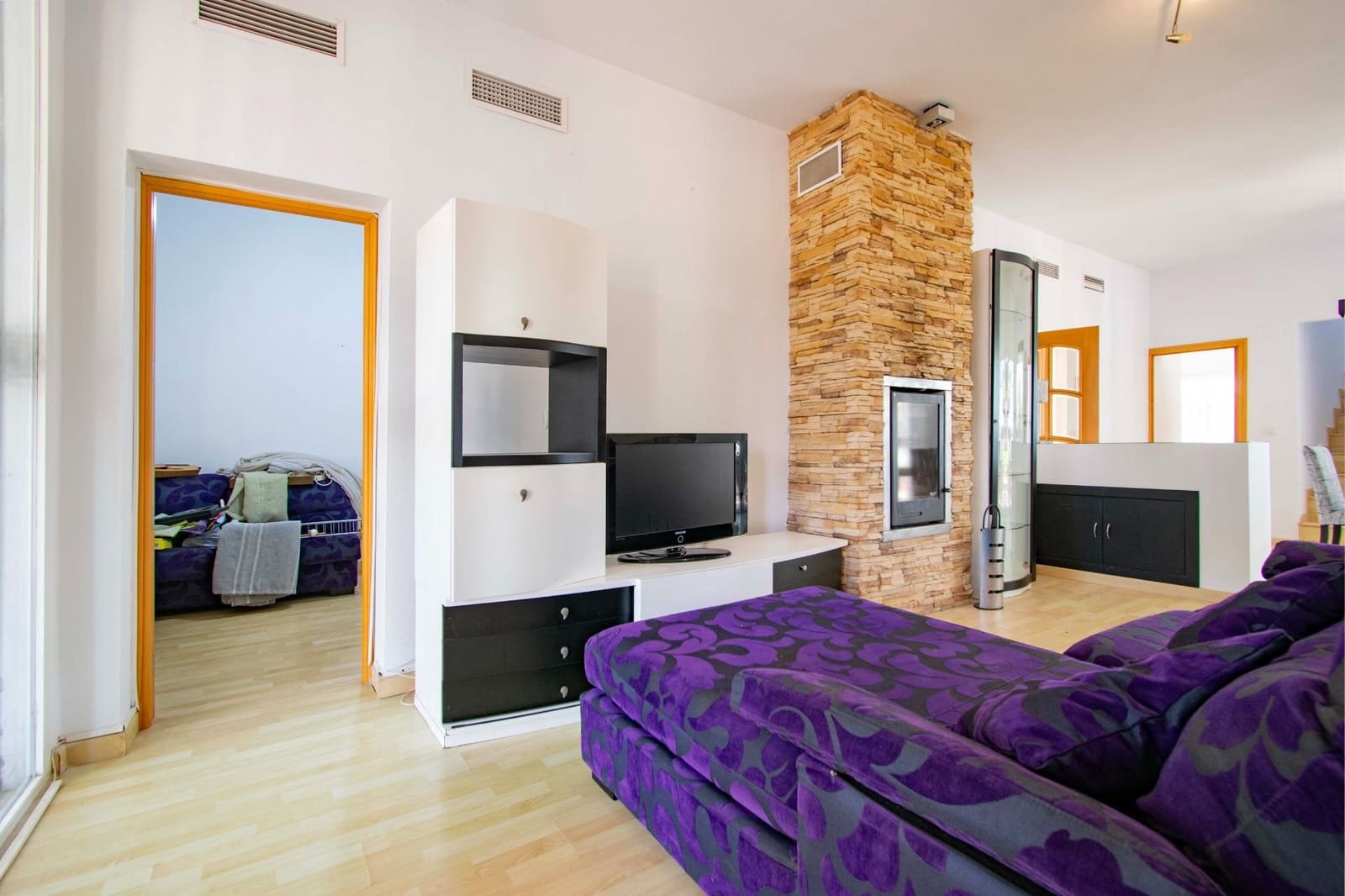 5 Zimmer Villa zu verkaufen in Espartinas mit Pool - 470.000 € (Ref: 8889243)