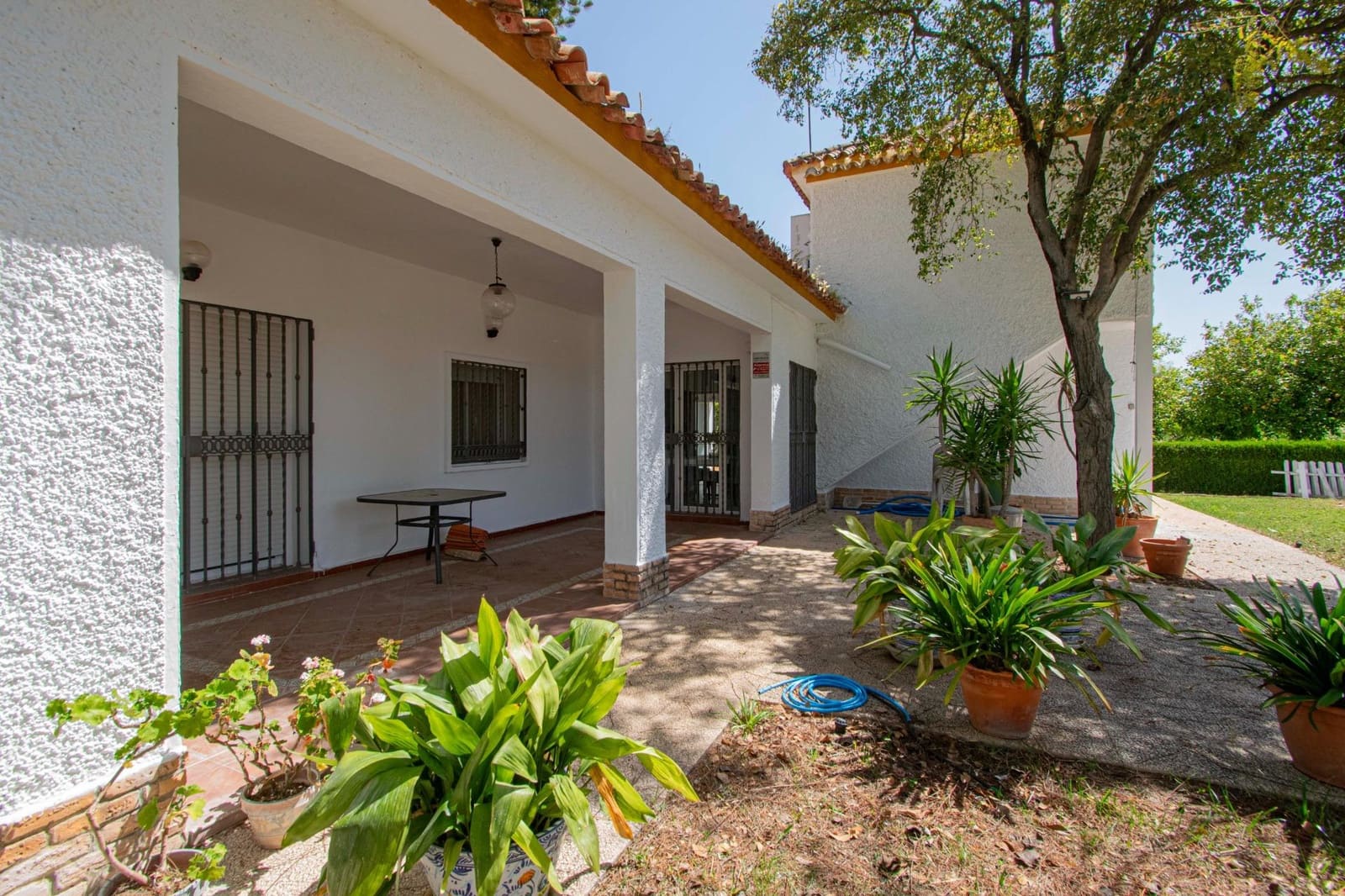 5 Zimmer Villa zu verkaufen in Espartinas mit Pool - 470.000 € (Ref: 8889243)