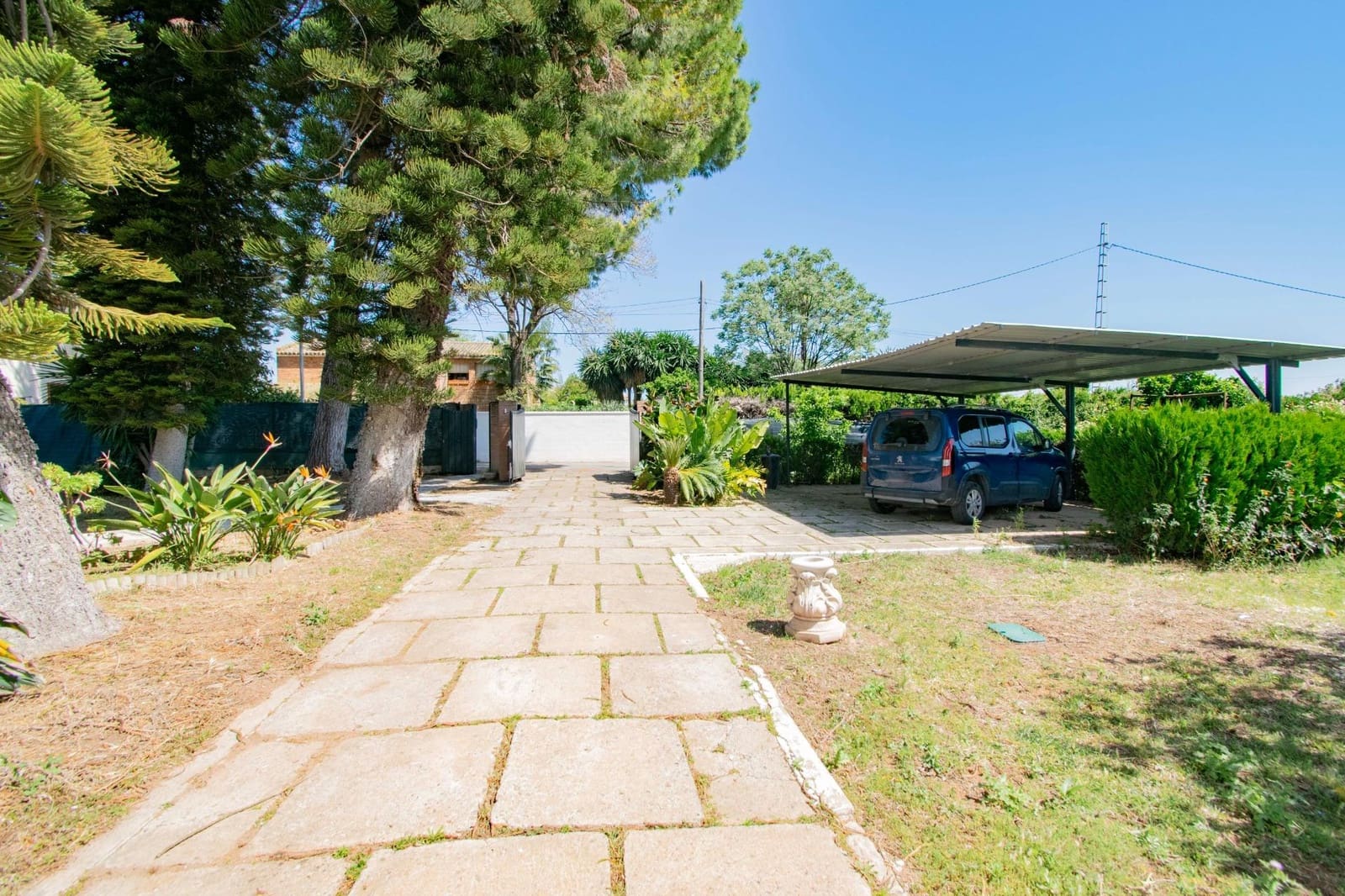 5 Zimmer Villa zu verkaufen in Espartinas mit Pool - 470.000 € (Ref: 8889243)