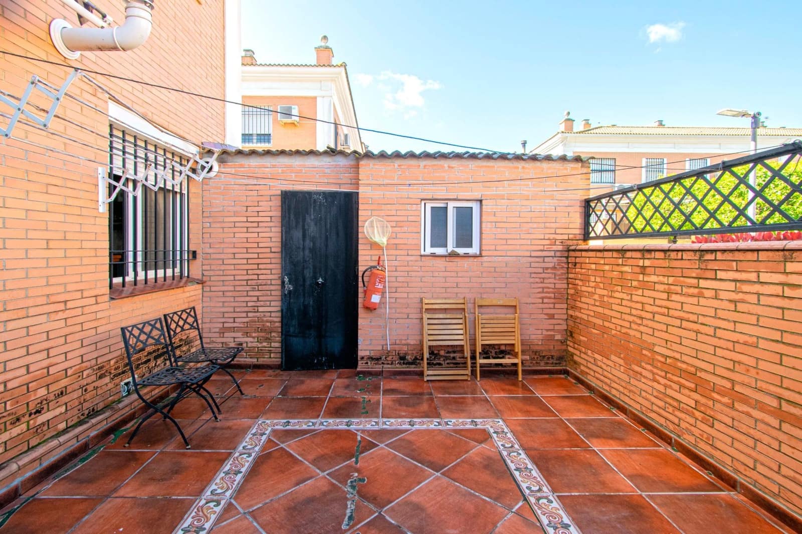 3 chambre Villa/Maison à vendre à Montequinto avec piscine garage - 299 000 € (Ref: 8896824)