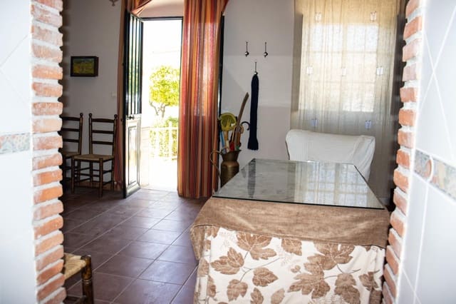 1 makuuhuone Omakotitalo myytävänä paikassa El Pedroso - 65 000 € (Ref: 8907516)