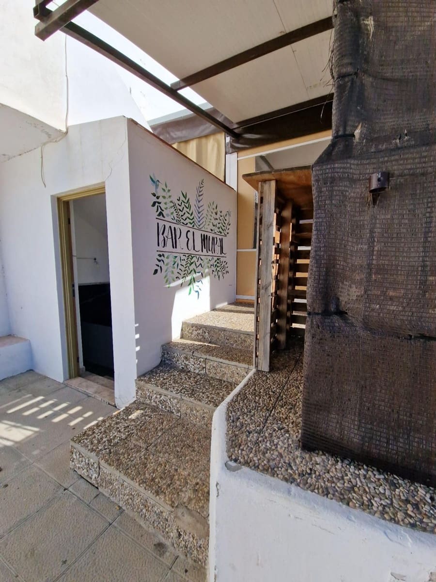 2 soveværelse Restaurant/Bar til salg i Villanueva de San Juan - € 159.075 (Ref: 8911198)