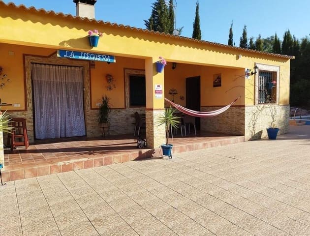 5 soverom Villa til salgs i La Puebla de los Infantes med svømmebasseng garasje - € 186 000 (Ref: 8911200)
