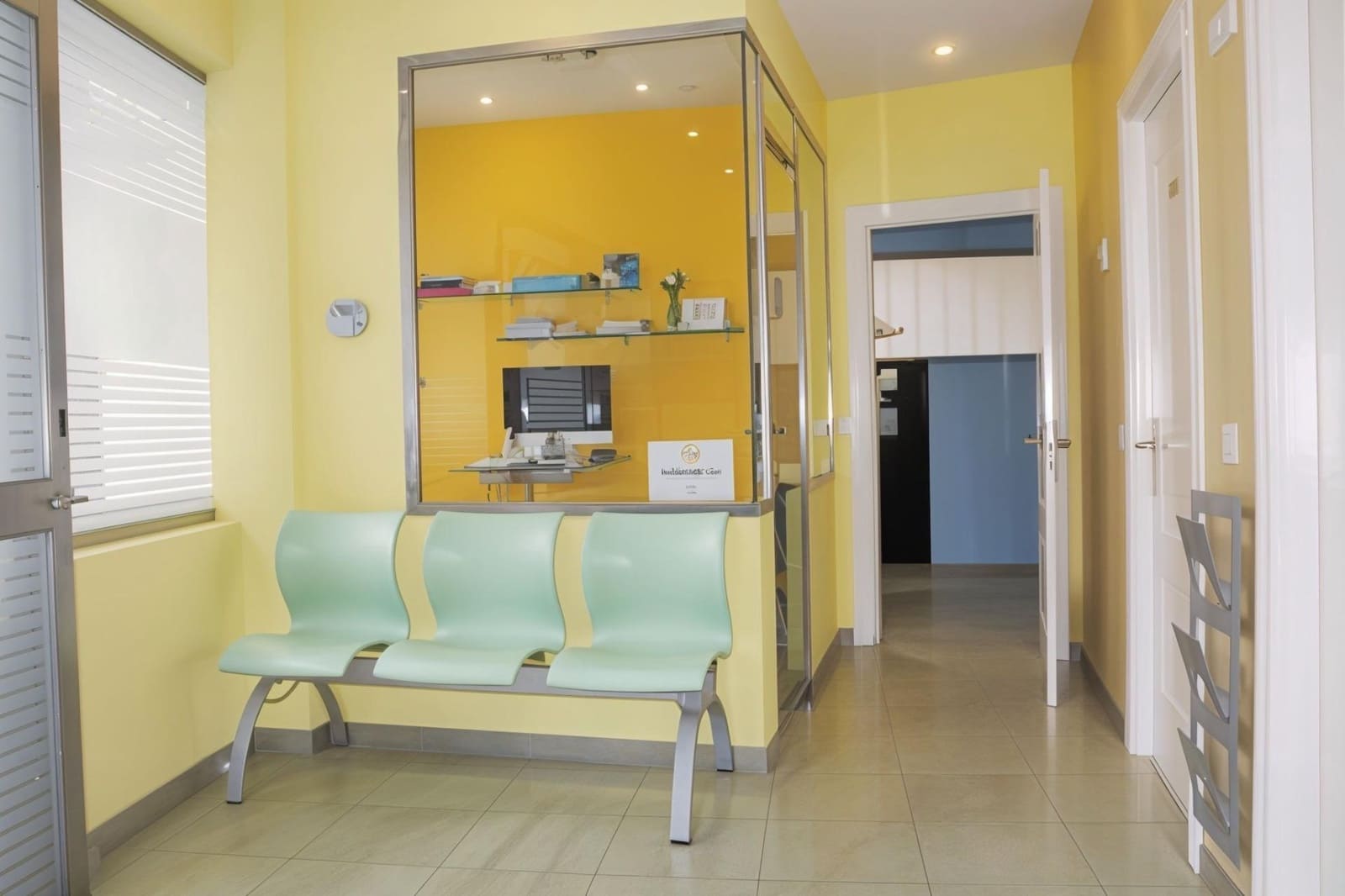 Erhverv til salg i Sevilla by - € 210.000 (Ref: 8913080)