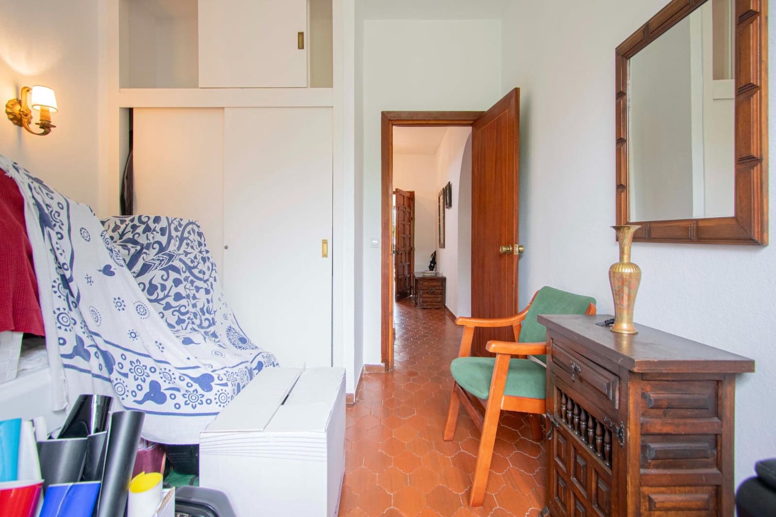 5 soveværelse Villa til salg i Salteras med swimmingpool - € 298.000 (Ref: 8918025)