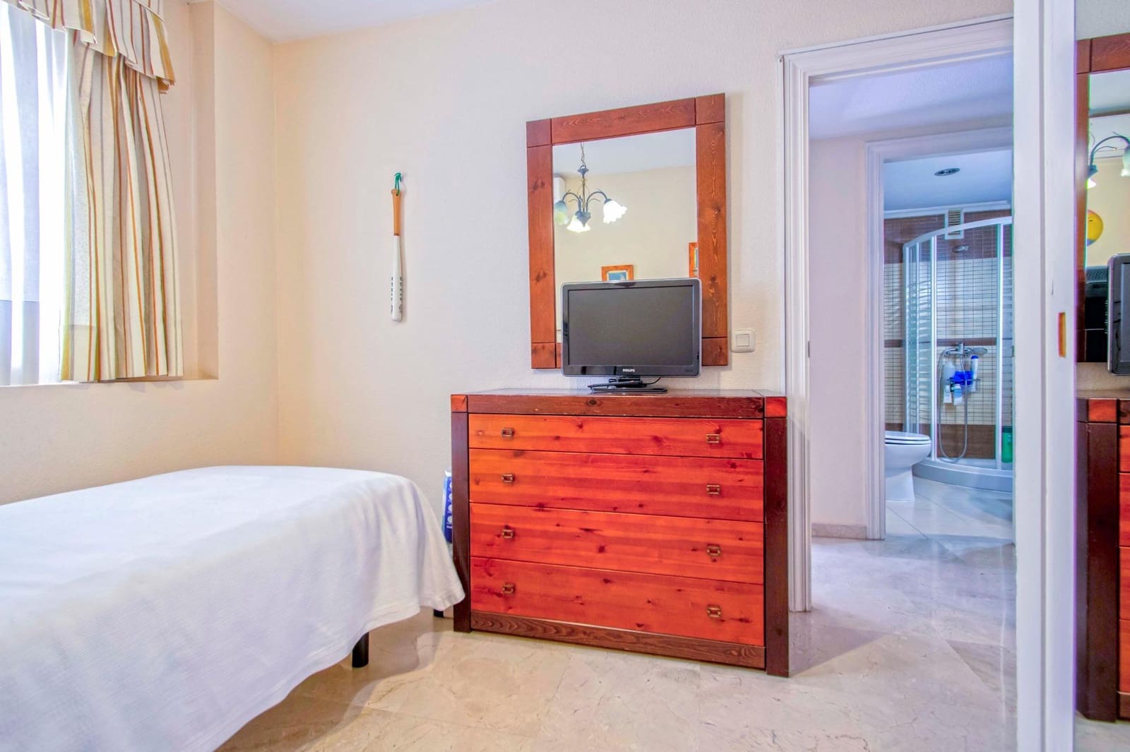 5 soveværelse Rækkehus til salg i Sevilla by med swimmingpool garage - € 499.000 (Ref: 8923982)