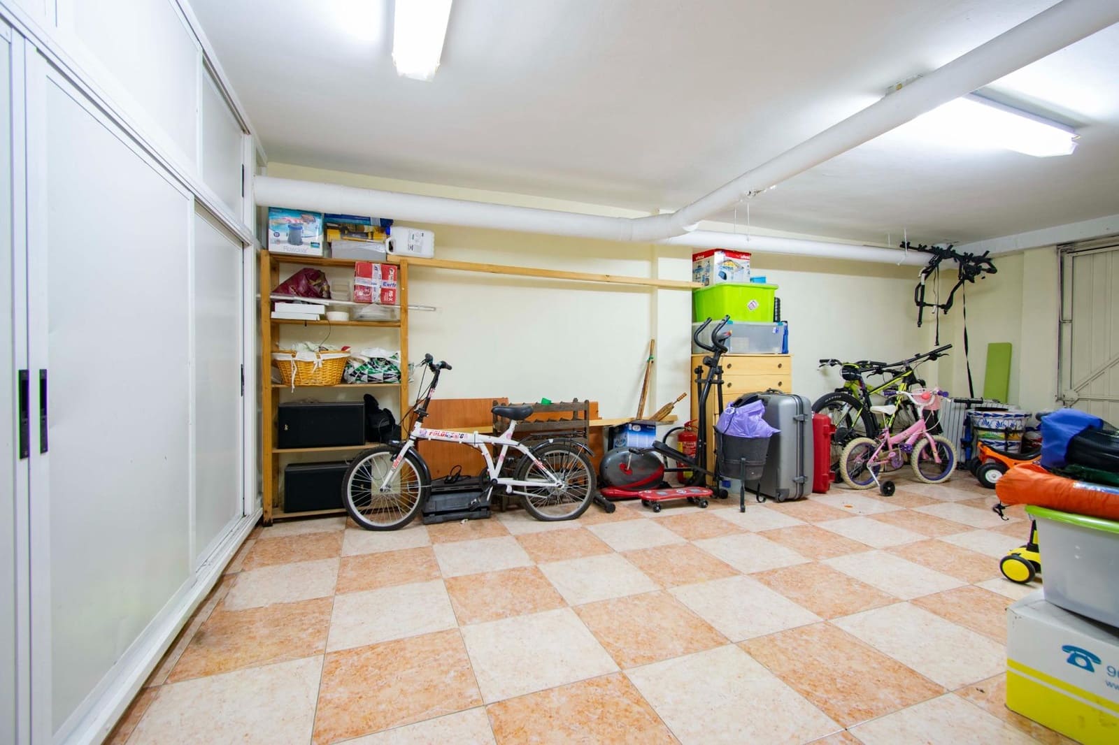 5 soveværelse Rækkehus til salg i Sevilla by med swimmingpool garage - € 499.000 (Ref: 8923982)