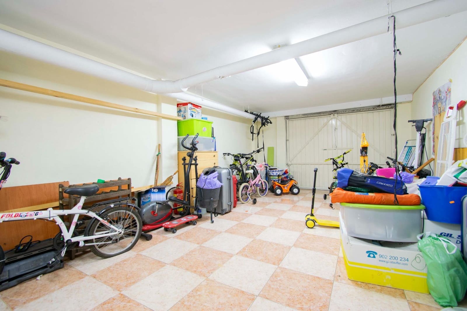 5 soveværelse Rækkehus til salg i Sevilla by med swimmingpool garage - € 499.000 (Ref: 8923982)