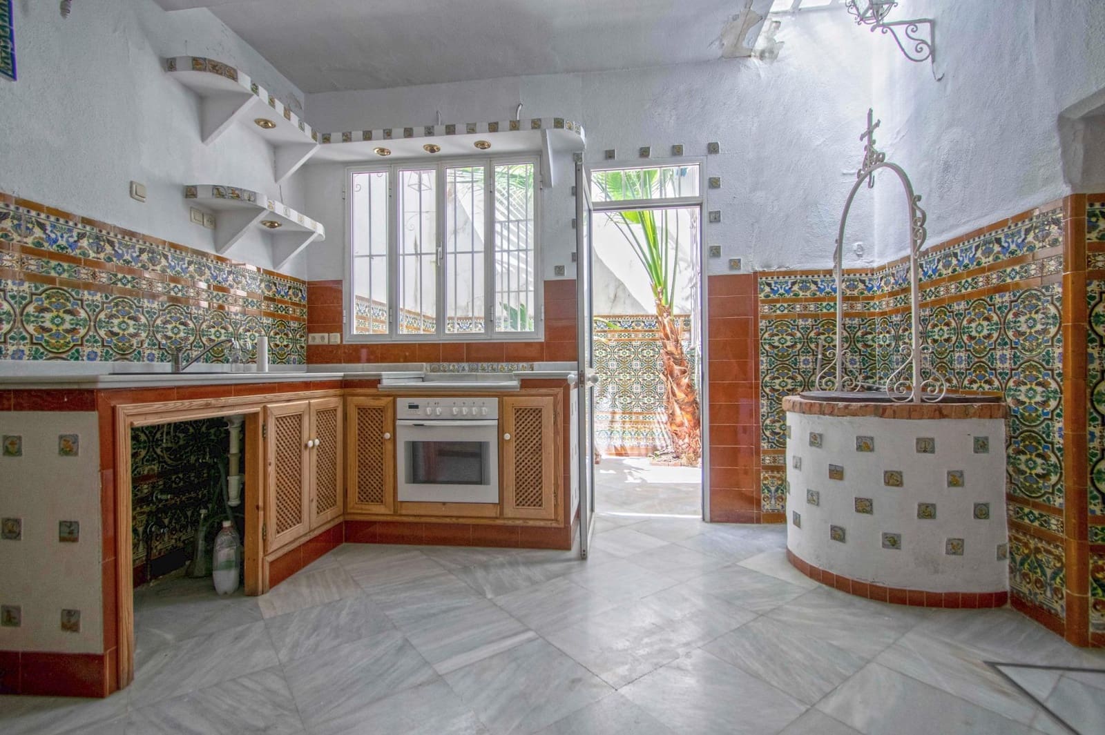 Casa de 4 habitaciones en Sevilla ciudad en venta - 673.200 € (Ref: 8926272)