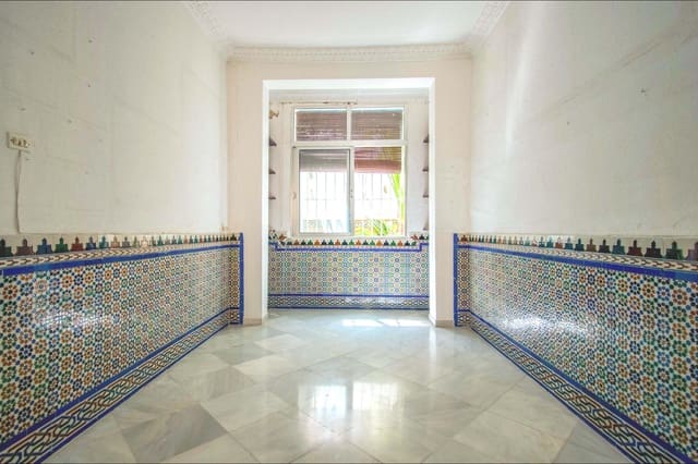 4 sypialnia Dom na sprzedaż w Miasto Sewilla - 673 200 € (Ref: 8926272)