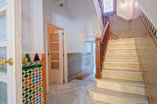 4 sypialnia Dom na sprzedaż w Miasto Sewilla - 673 200 € (Ref: 8926272)