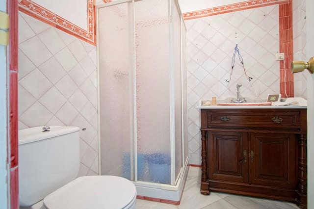 4 sypialnia Dom na sprzedaż w Miasto Sewilla - 673 200 € (Ref: 8926272)