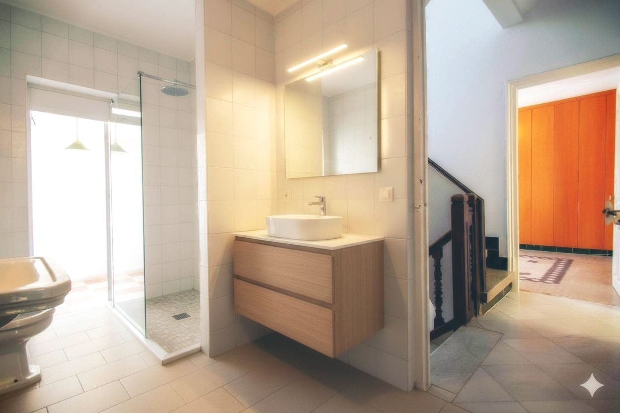 4 bedroom Townhouse for sale in Seville city - € 620,000 (Ref: 8926272)
