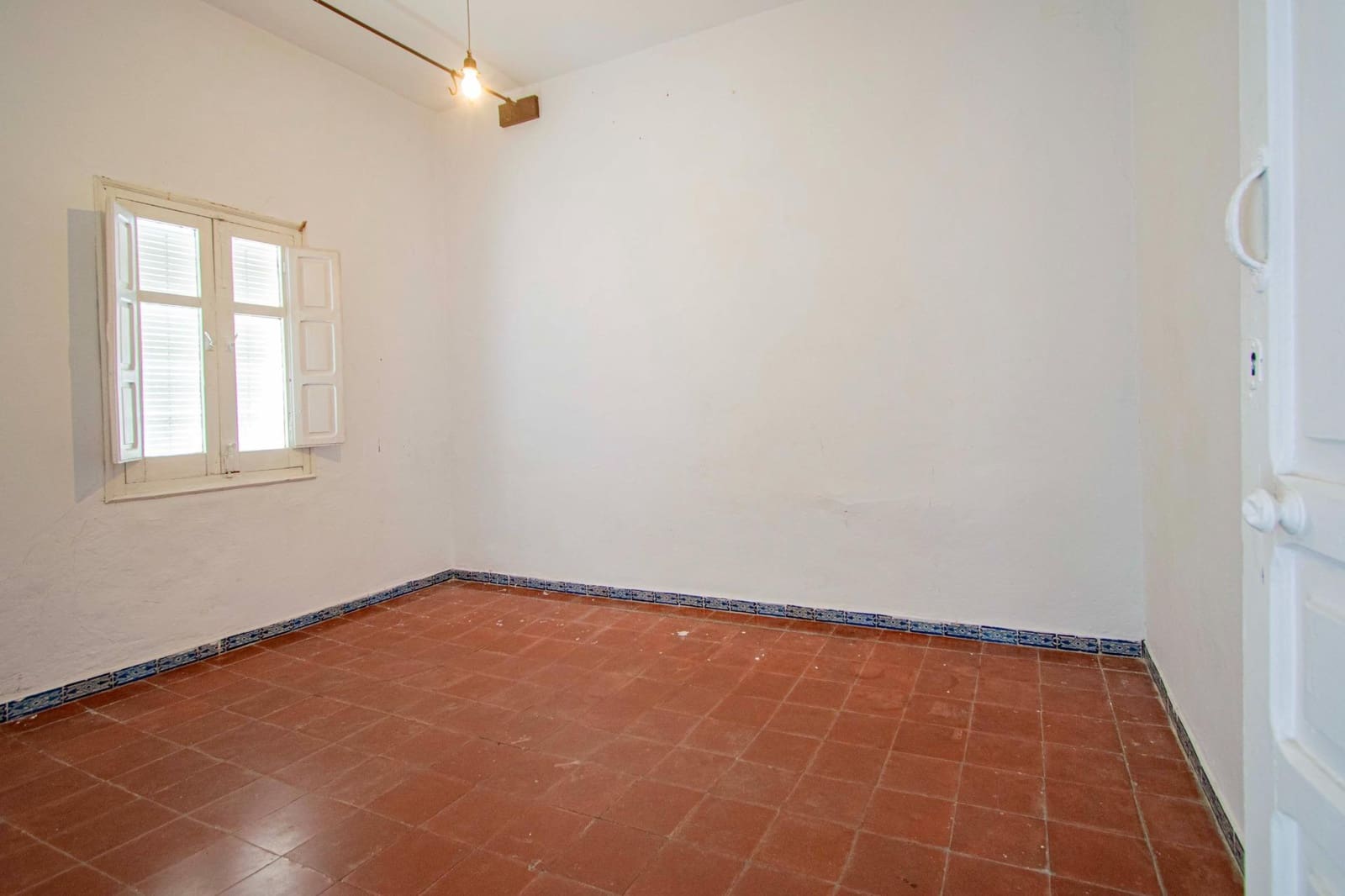4 bedroom Townhouse for sale in Seville city - € 620,000 (Ref: 8926272)