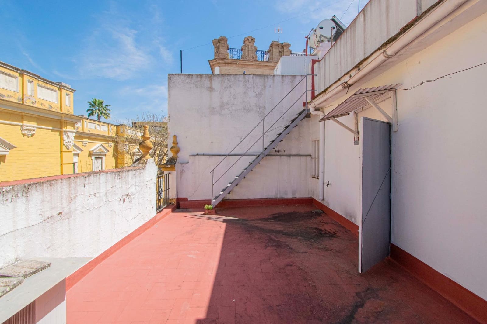 4 bedroom Townhouse for sale in Seville city - € 620,000 (Ref: 8926272)