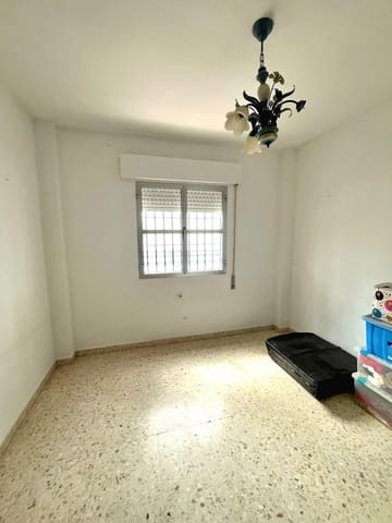 3 soverom Rekkehus til salgs i Ecija med garasje - € 140 000 (Ref: 8932301)