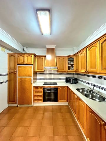 3 soverom Rekkehus til salgs i Ecija med garasje - € 140 000 (Ref: 8932301)