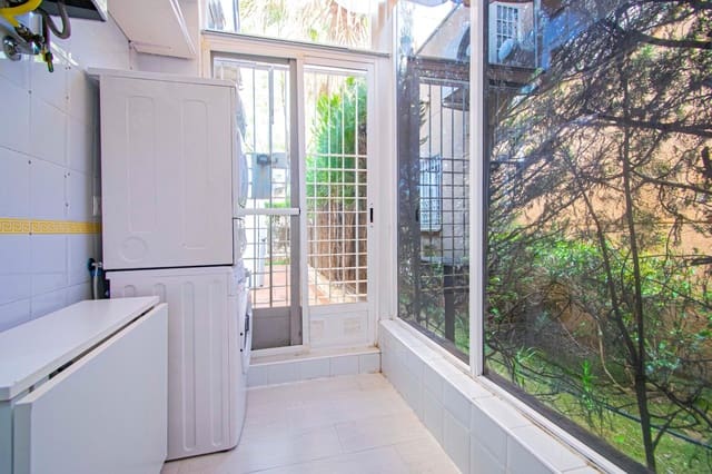 2 sypialnia Apartament na sprzedaż w Tomares z basenem - 240 000 € (Ref: 8932302)