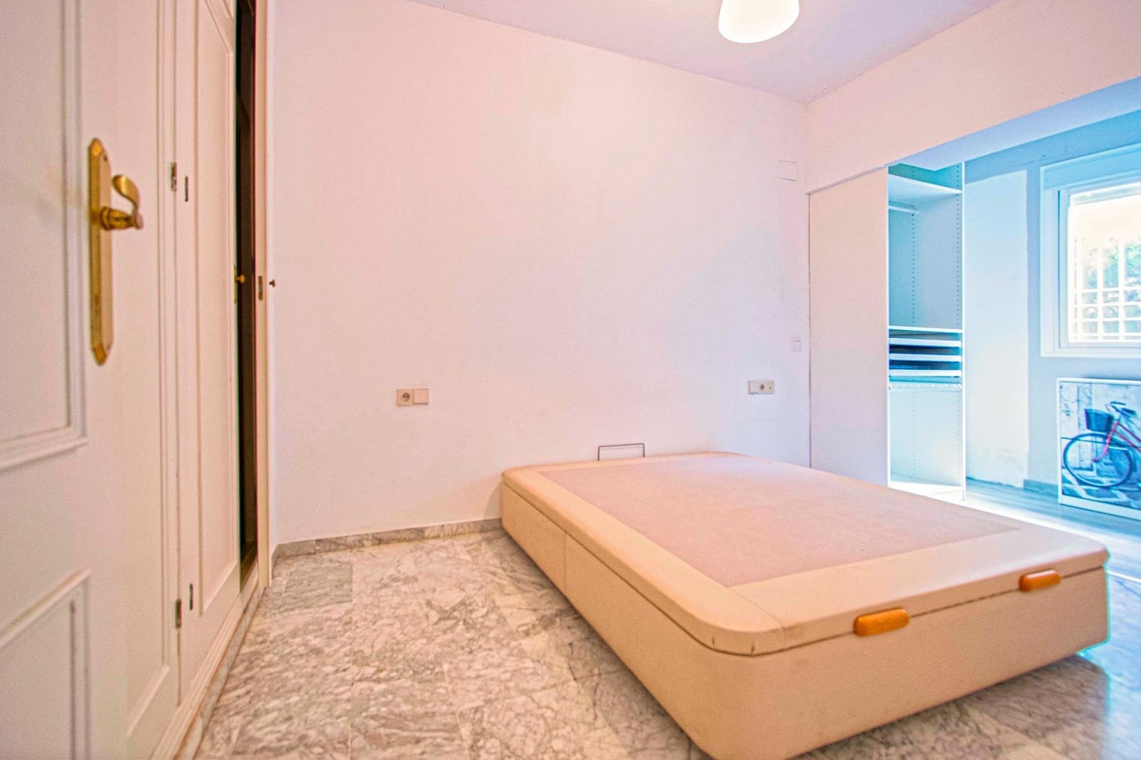 2 soveværelse Lejlighed til salg i Tomares med swimmingpool - € 240.000 (Ref: 8932302)