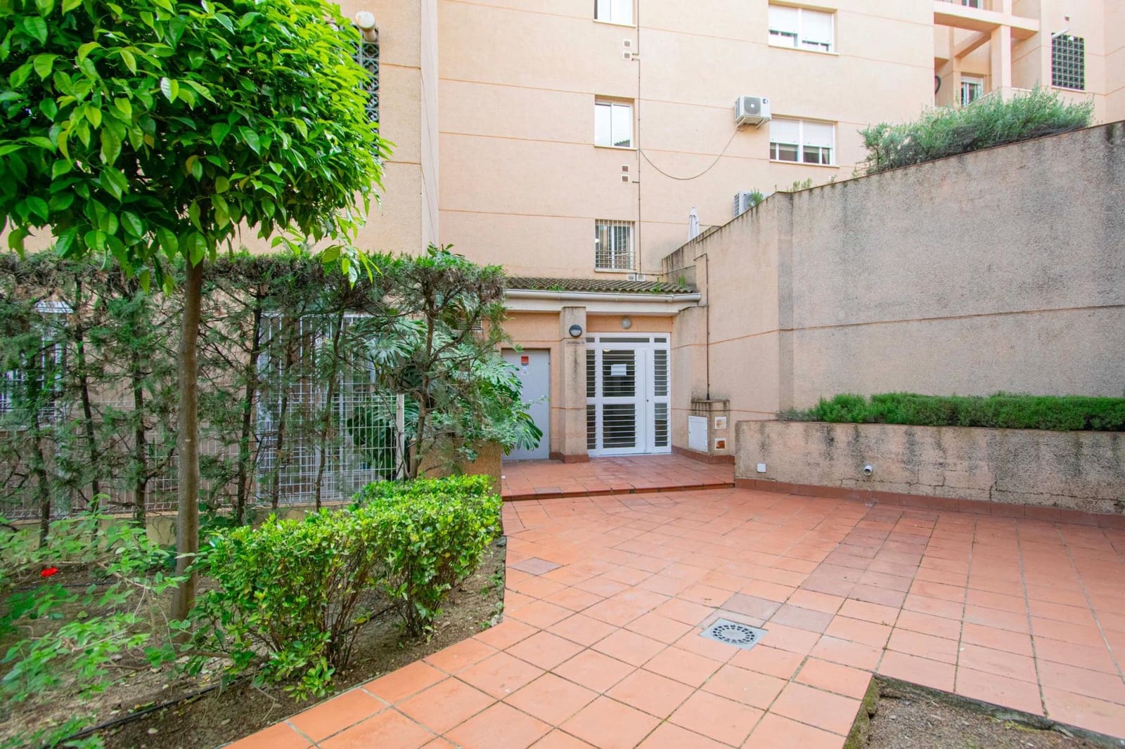 2 soveværelse Lejlighed til salg i Tomares med swimmingpool - € 240.000 (Ref: 8932302)