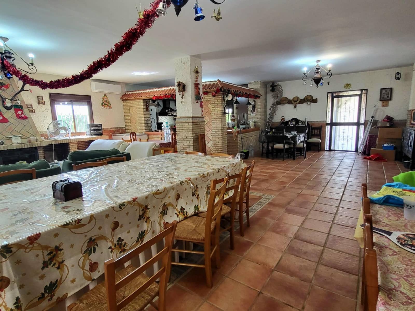 5 soveværelse Villa til salg i Pilas med swimmingpool - € 315.000 (Ref: 8932303)