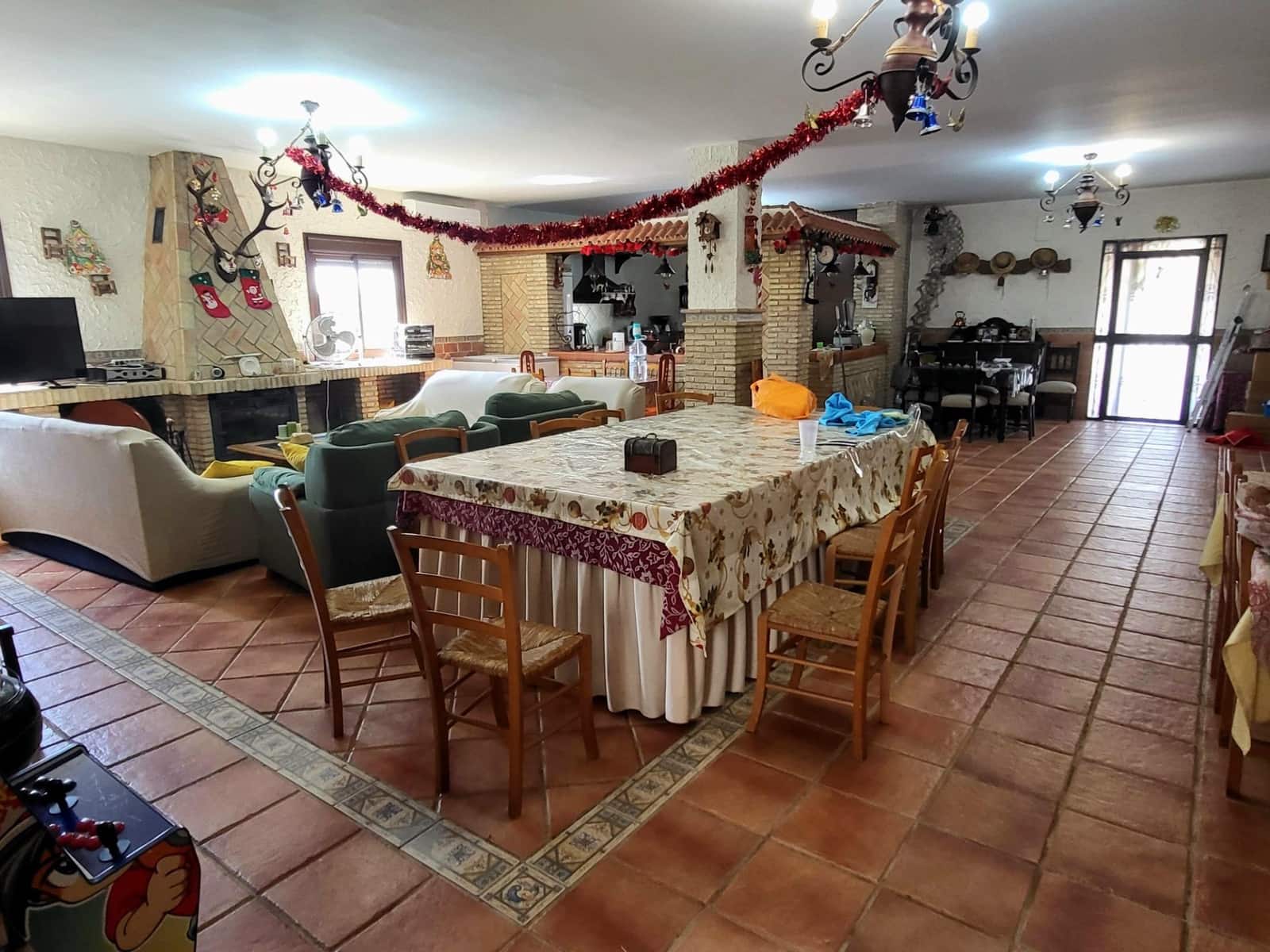 5 soveværelse Villa til salg i Pilas med swimmingpool - € 315.000 (Ref: 8932303)