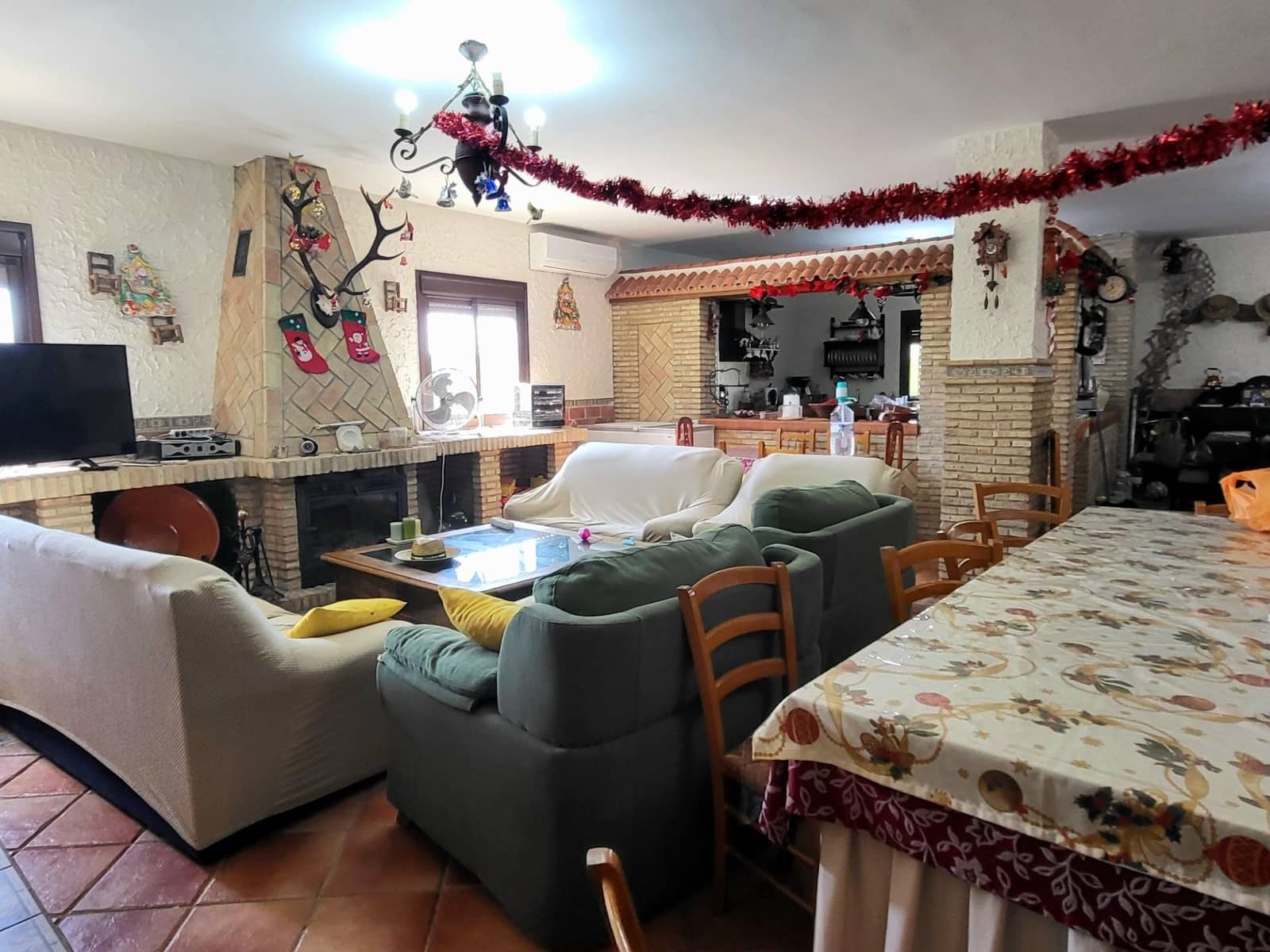 5 soveværelse Villa til salg i Pilas med swimmingpool - € 315.000 (Ref: 8932303)