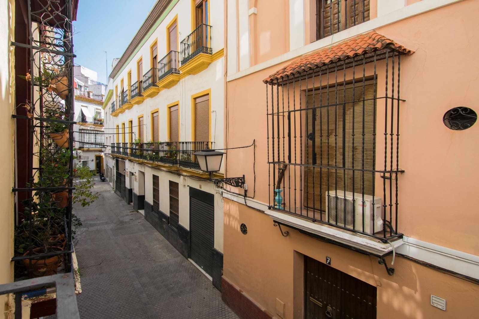 3 soveværelse Byhus til salg i Sevilla by - € 560.000 (Ref: 8935109)