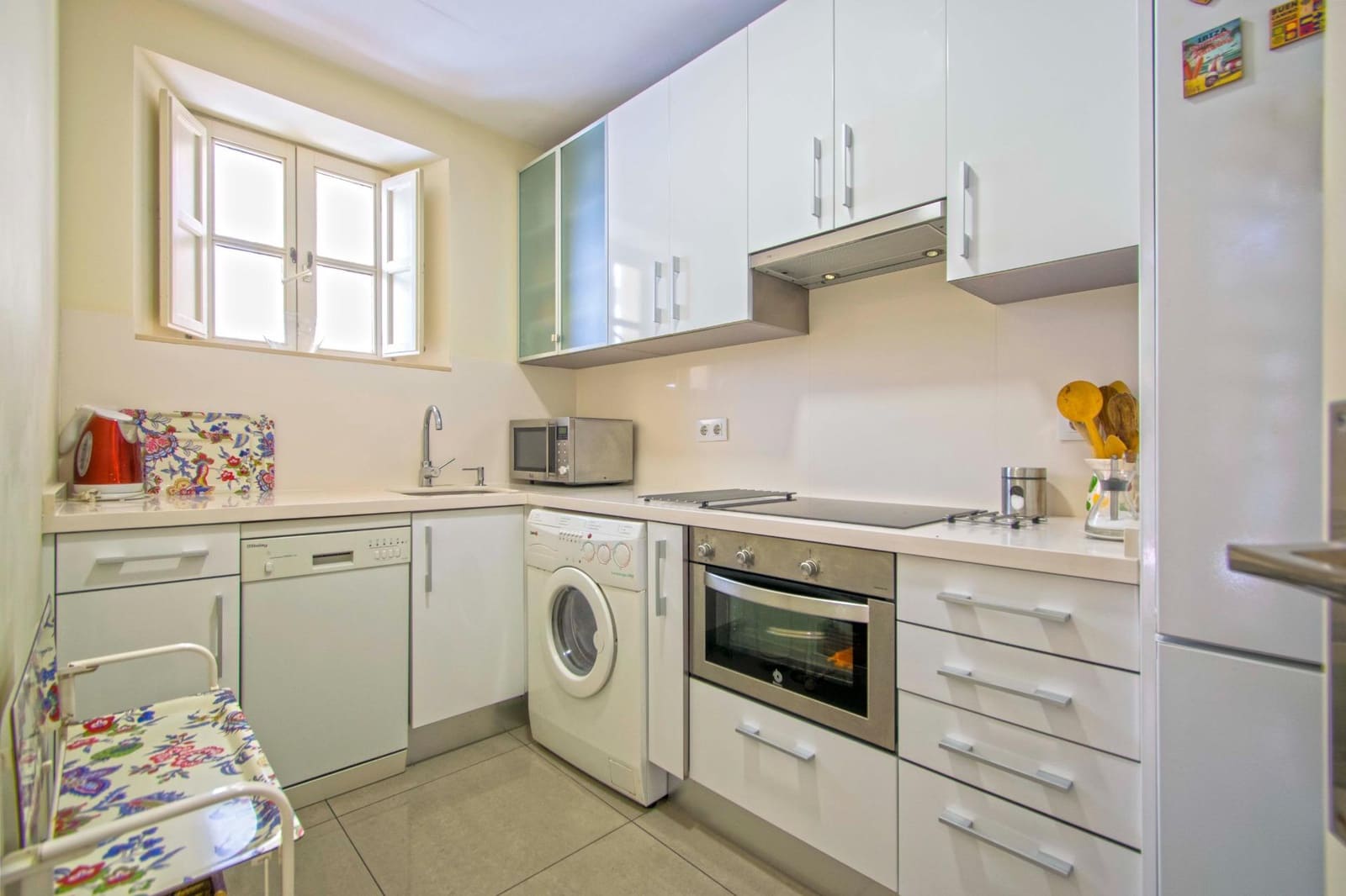 3 soveværelse Byhus til salg i Sevilla by - € 560.000 (Ref: 8935109)