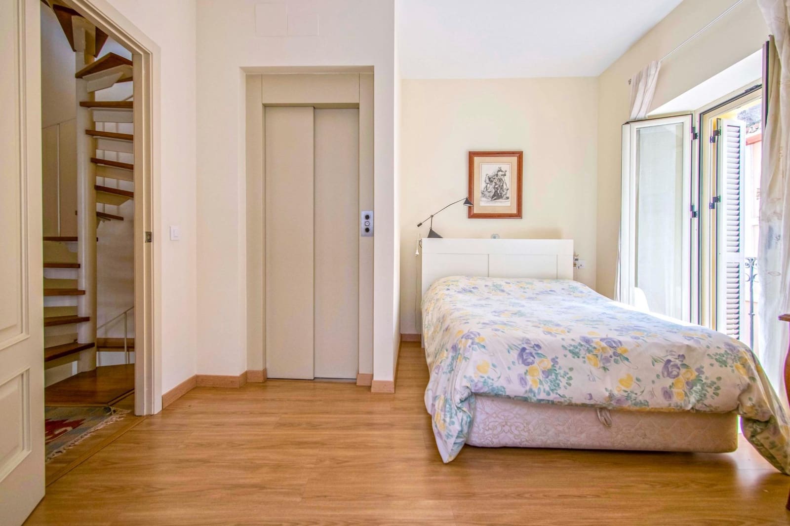 3 soveværelse Byhus til salg i Sevilla by - € 560.000 (Ref: 8935109)