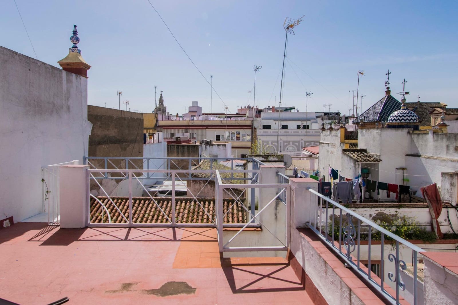 3 soveværelse Byhus til salg i Sevilla by - € 560.000 (Ref: 8935109)