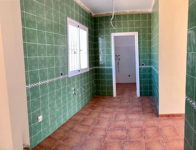 4 Zimmer Apartment zu verkaufen in Burguillos - 119.990 € (Ref: 8954361)