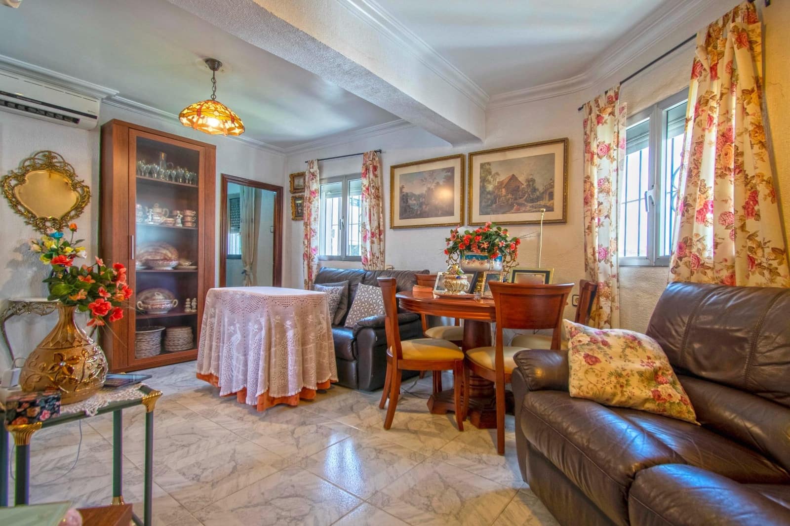 2 sovrum Lägenhet till salu i Sevilla stad - 96 000 € (Ref: 8954363)